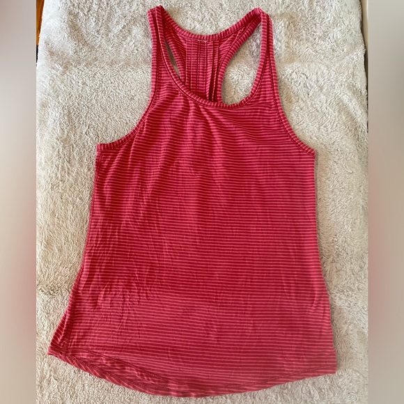 Lululemon Yogi Everyday Tank - Picture 4 of 12
